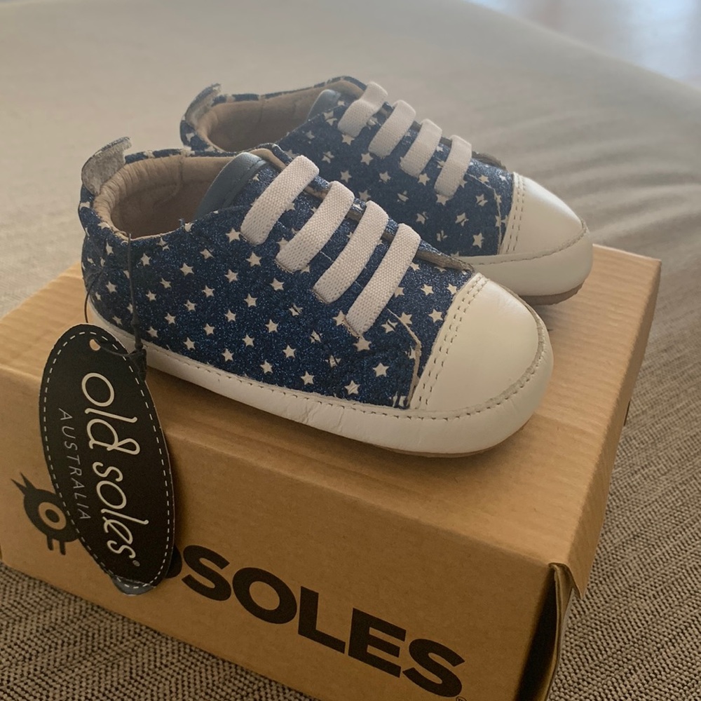NIB Old Soles Sparkle Star Navy Infant sneaker size EU 18 / US 2